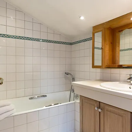 1850 - 2/4 Pers - Centre - Animaux Admis - Fr-1-631-145 *