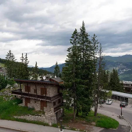 1850 - 2/4 Pers - Centre - Animaux Admis - Fr-1-631-145 * Courchevel